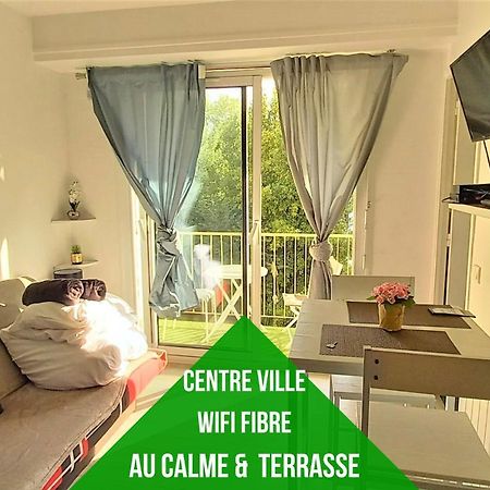 Au Petit Repere Palois -Studio - Centre Ville-Balcon-Wifi Fibre Pau Kültér fotó