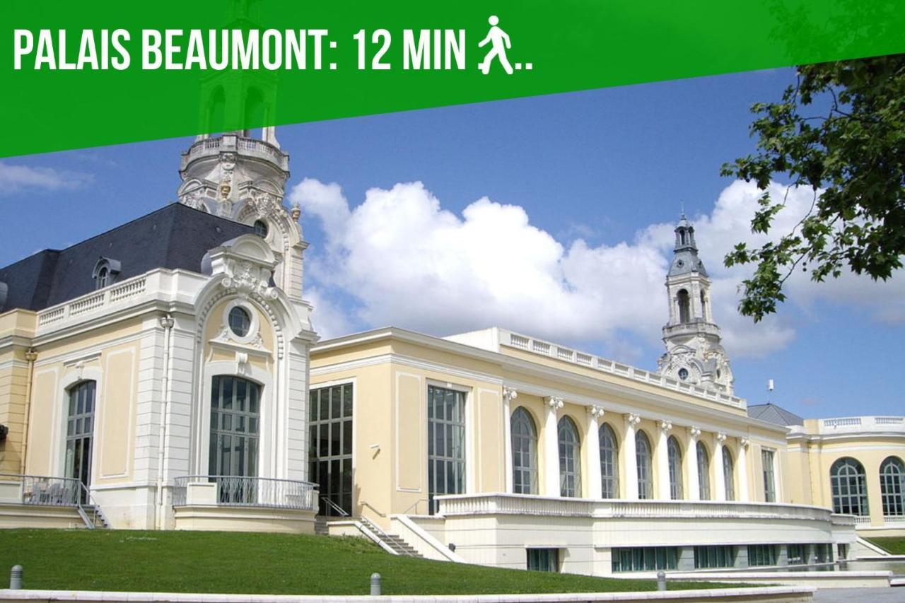 Au Petit Repere Palois -Studio - Centre Ville-Balcon-Wifi Fibre Pau Kültér fotó